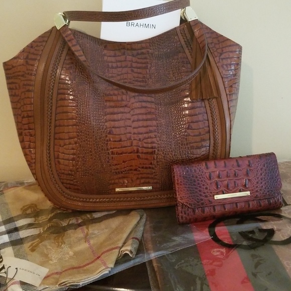 Brahmin Bag - Picture 2 of 2